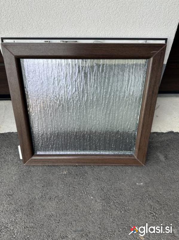 Okno 70x64 (65,5x60)