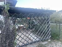 Vrtni nadstrešek oziramo nadstrešek za avto