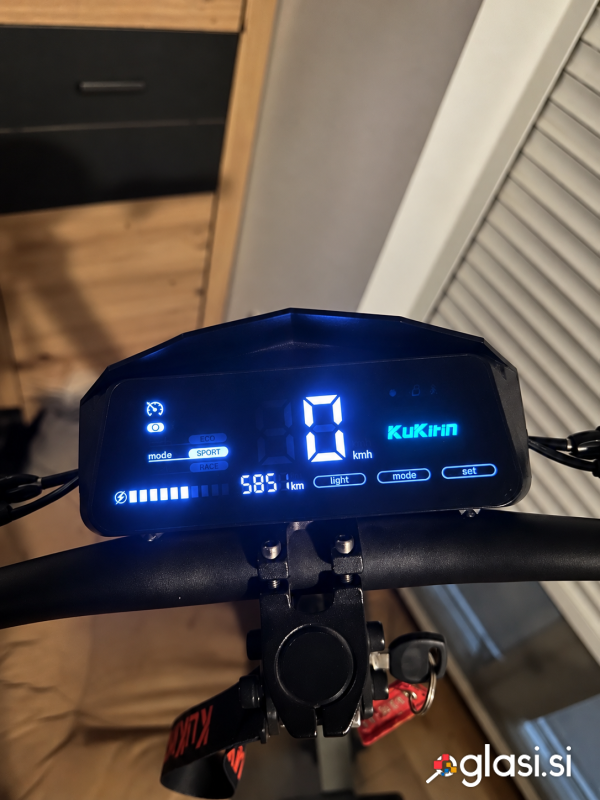 Kukirin g4