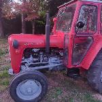 Traktor IMT 533 Deluxe s prikolico