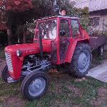Traktor IMT 533 Deluxe s prikolico