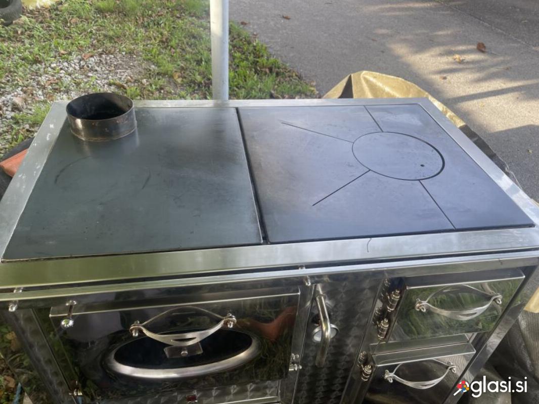 Peč na drva kot kuhinjski štedilnik, centralna za radiatorje, inox
