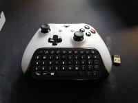 Xbox one slušalke in tipkovnica