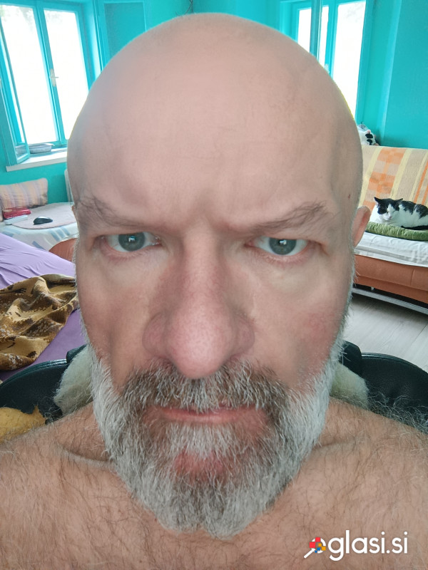 Iščem dekle ali mlajšo žensko