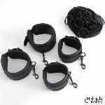 KOMPLET ZA VEZANJE Midnight Desires Bed Restraint