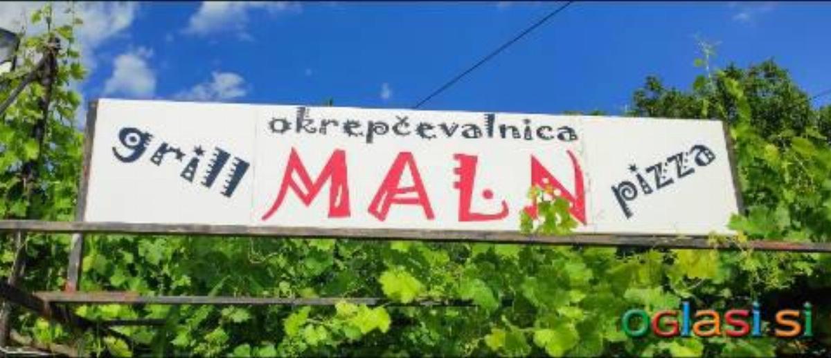 Oddam resni osebi bar z letnim vrtom. Bar je utečen . Ni potrebno nobenega vlož