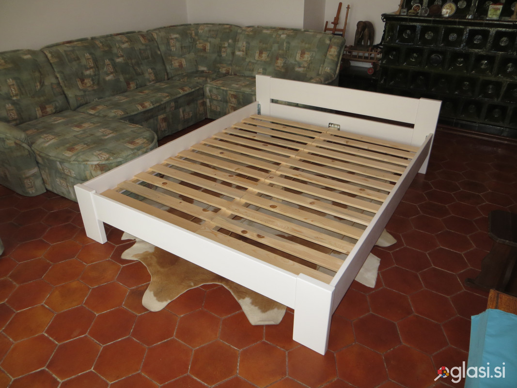 POSTELJA 140X200, MASIVNI LES, NOVA