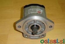 Črpalka, zobniška, grupa 2, 8 cm3, leva smer, SAE nastavek