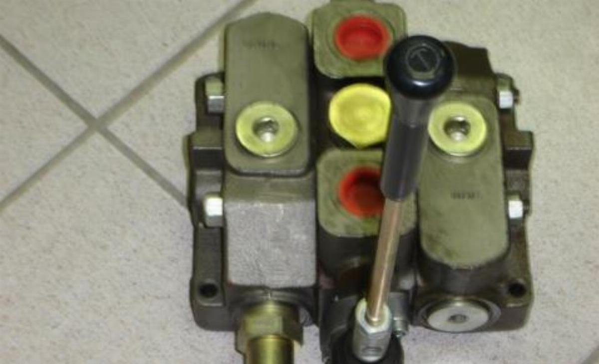 Ventil, hidr., distribucijski, pretok 120l/min, 350 bar