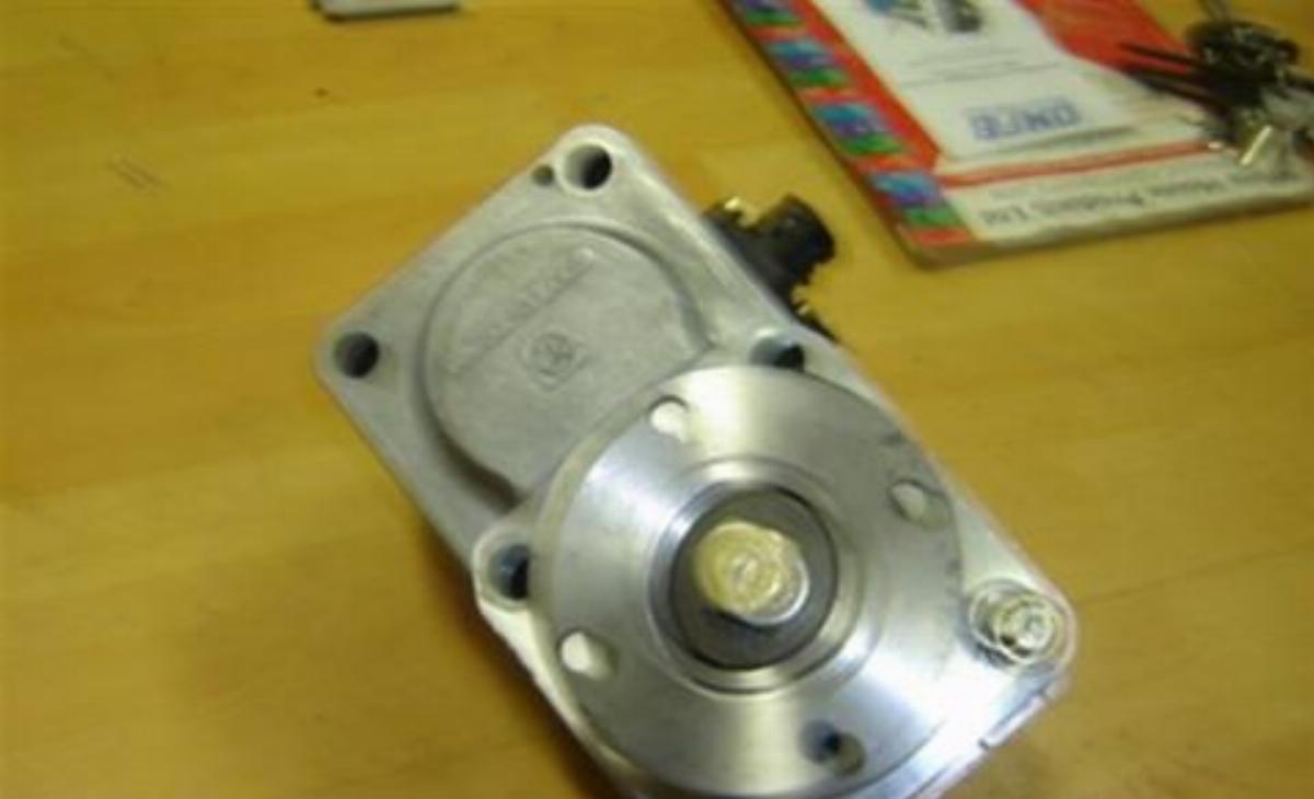 Odgon PTO ZF NH4B, za priklop kardanske povezave