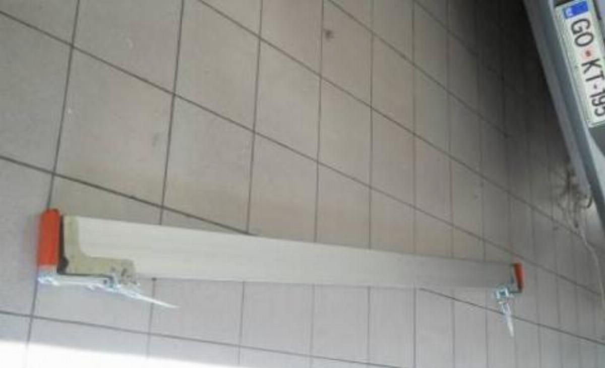 Letev, končna, nastavljiva, za tovorne prikolice