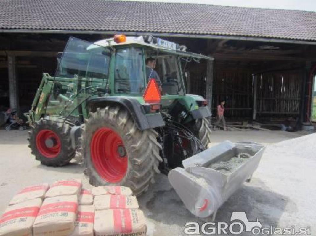 Traktor z Mešalno zajemalko za beton – mobilna betonarna